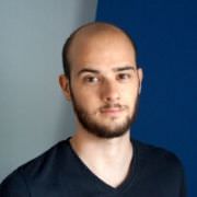 Headshot of Simon Tadeu